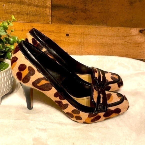 Zara Shoes - Zara leopard animal print calf hair pumps shoes size 7